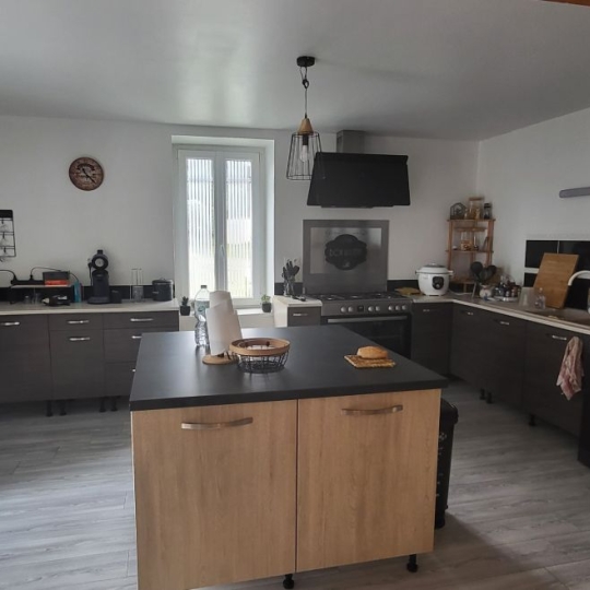  FAMICITY 2 : Maison / Villa | SAINT-LAURS (79160) | 210 m2 | 167 500 € 