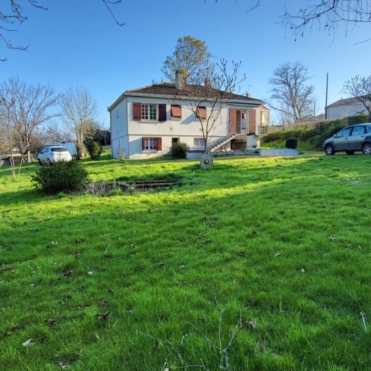  FAMICITY 2 : Maison / Villa | SAINT-HILAIRE-DES-LOGES (85240) | 132 m2 | 210 000 € 