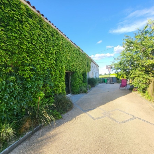 FAMICITY 2 : Maison / Villa | COULONGES-SUR-L'AUTIZE (79160) | 186.00m2 | 269 900 € FAMICITY 2 : Maison / Villa | COULONGES-SUR-L'AUTIZE (79160) | 186.00m2 | 269 900 €