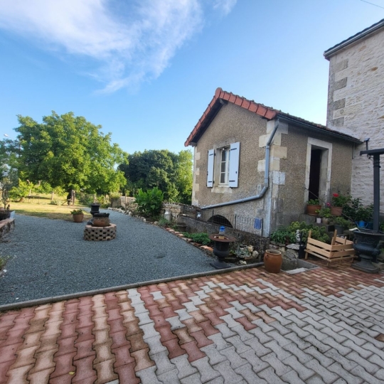  FAMICITY 2 : Maison / Villa | COULONGES-SUR-L'AUTIZE (79160) | 182 m2 | 279 000 € 