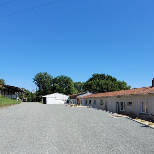  FAMICITY 2 : House | LARGEASSE (79240) | 644 m2 | 137 000 &euro; 