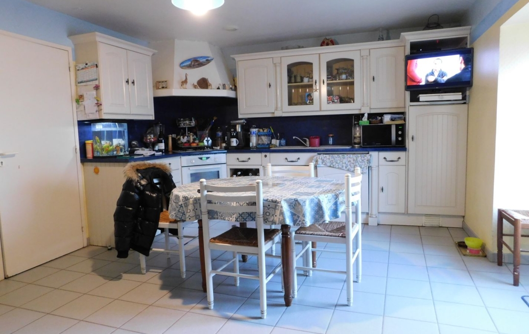 FAMICITY 2 : Local / Bureau | COULONGES-SUR-L'AUTIZE (79160) | 425 m2 | 172 000 € 