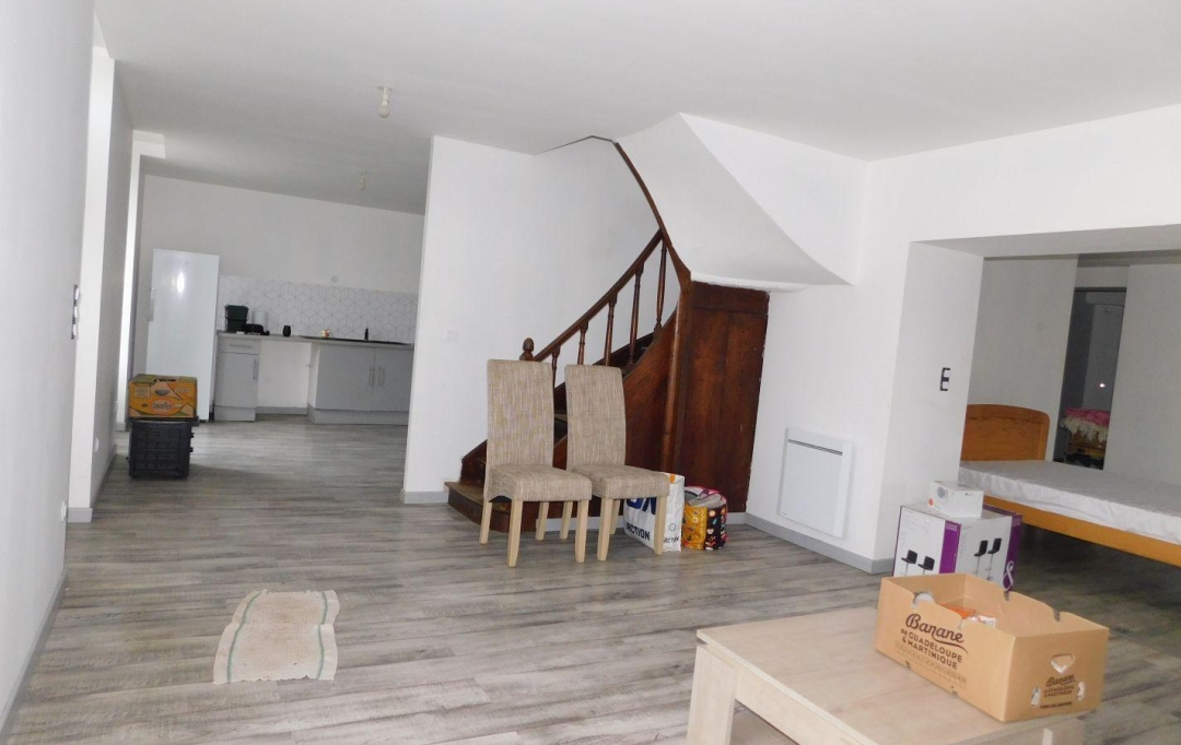 FAMICITY 2 : Maison / Villa | SAINT-HILAIRE-DE-VOUST (85120) | 188 m2 | 137 000 € 