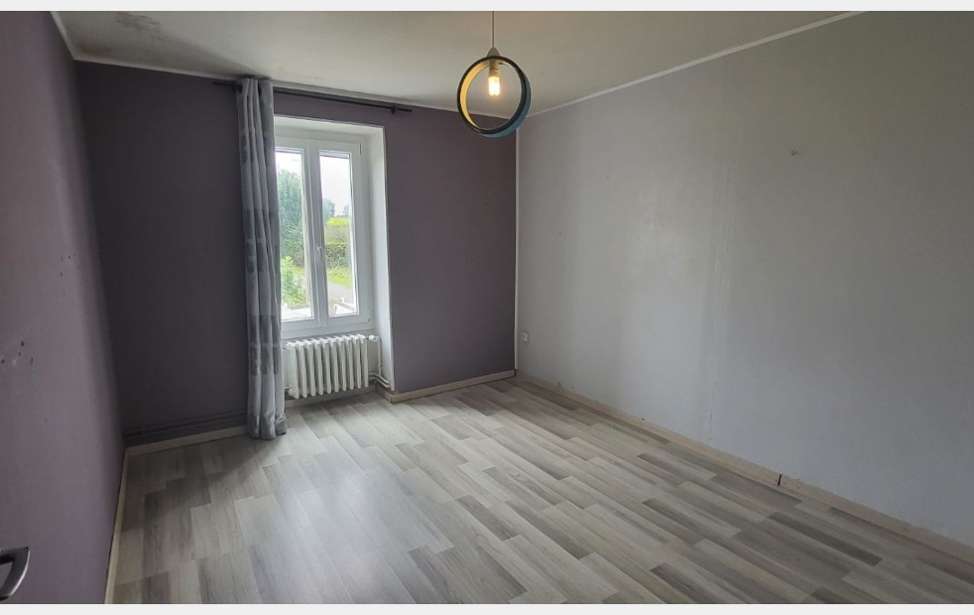 FAMICITY 2 : Maison / Villa | SAINT-LAURS (79160) | 210 m2 | 167 500 € 