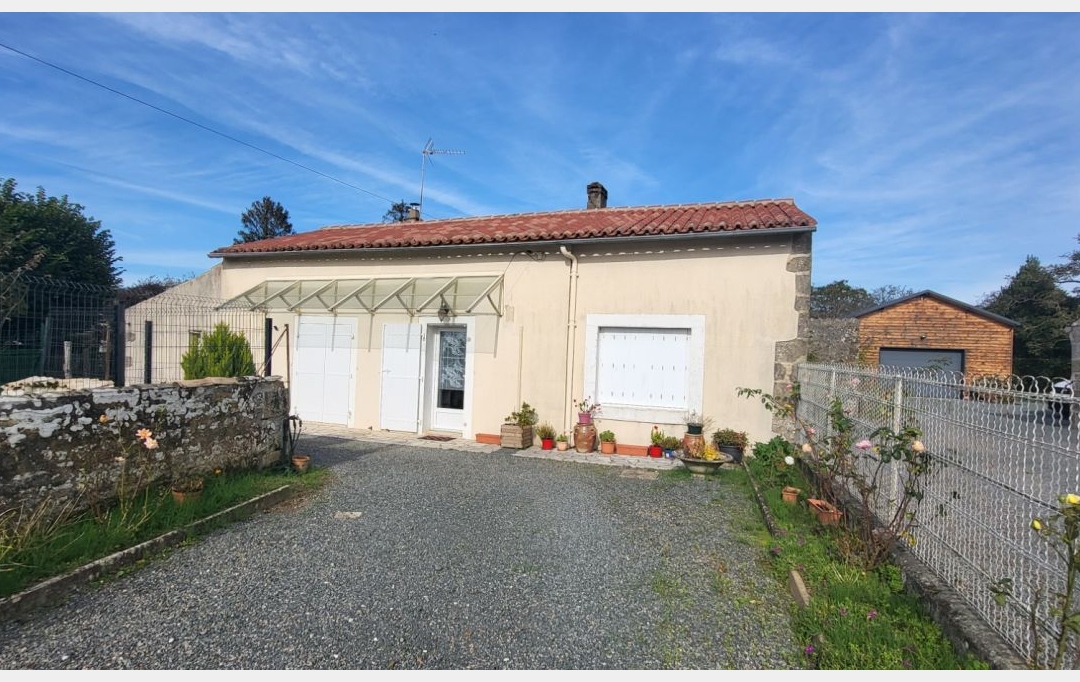 FAMICITY 2 : Maison / Villa | SAINT-HILAIRE-DES-LOGES (85240) | 70 m2 | 108 000 € 