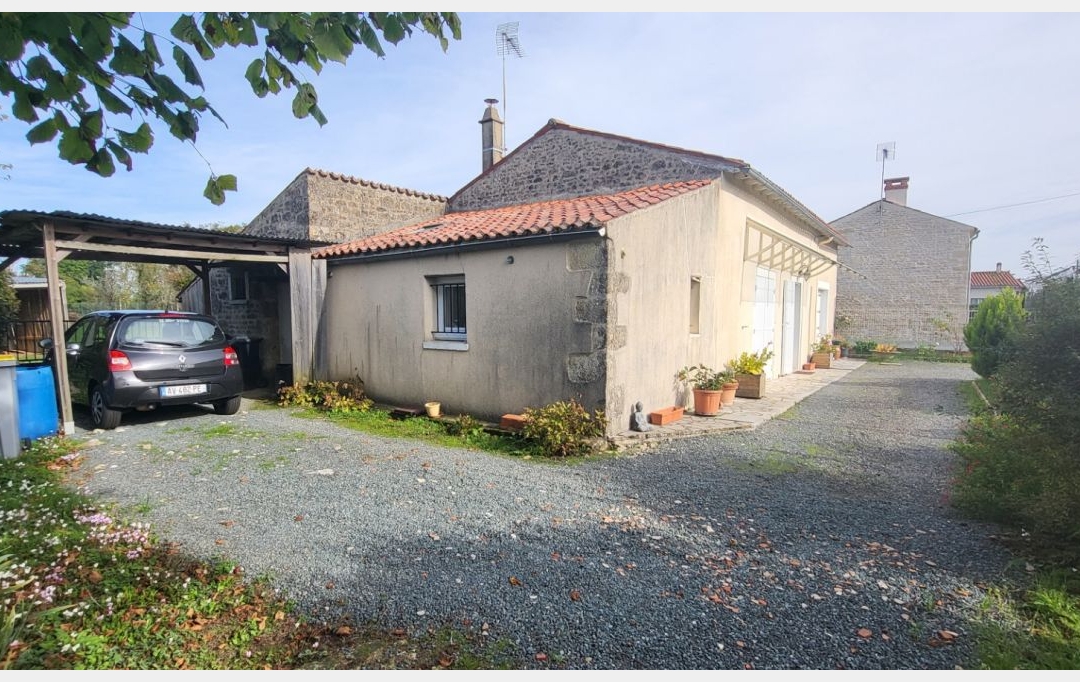 FAMICITY 2 : Maison / Villa | SAINT-HILAIRE-DES-LOGES (85240) | 70 m2 | 108 000 € 