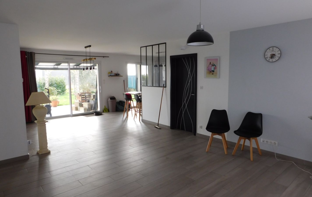 FAMICITY 2 : Maison / Villa | LA CHATAIGNERAIE (85120) | 103 m2 | 252 000 € 