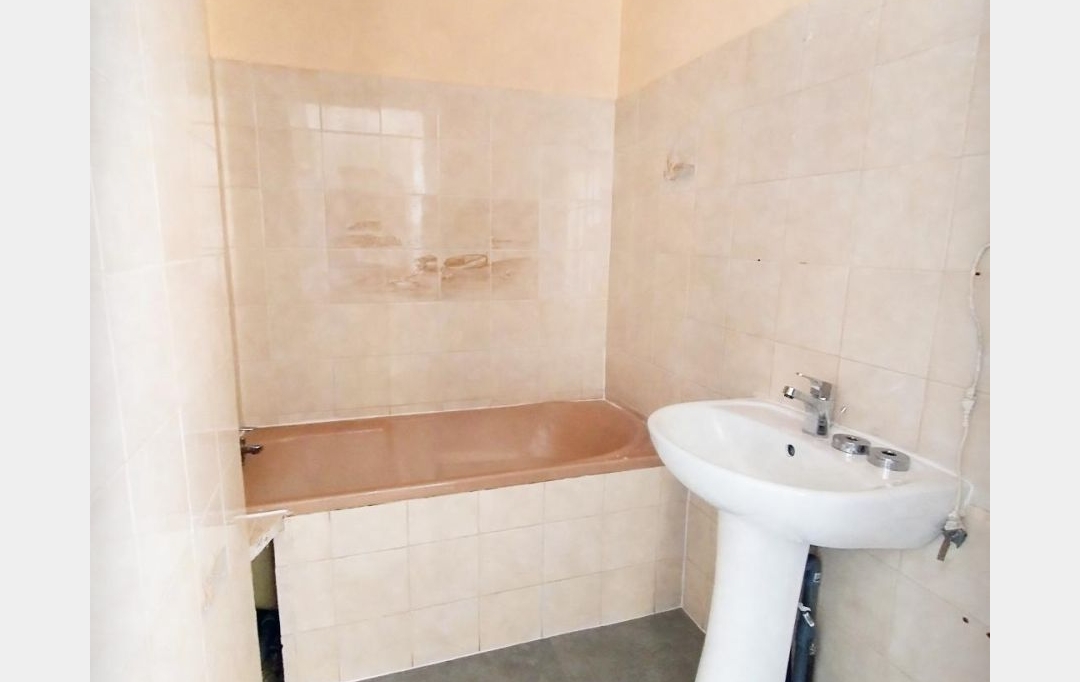 FAMICITY 2 : Apartment | VENISSIEUX (69200) | 52 m2 | 132 000 € 
