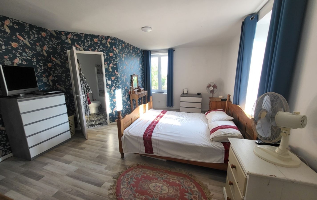 FAMICITY 2 : Maison / Villa | COULONGES-SUR-L'AUTIZE (79160) | 182 m2 | 279 000 € 