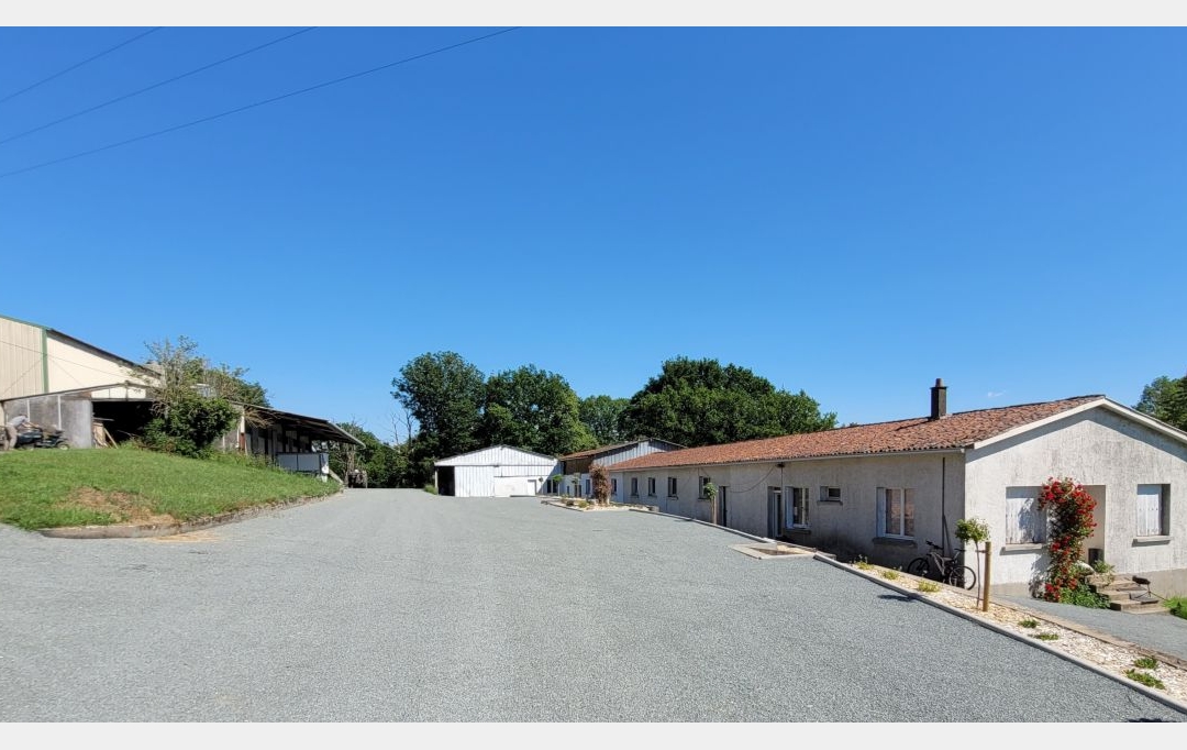 FAMICITY 2 : House | LARGEASSE (79240) | 644 m2 | 137 000 &euro; 