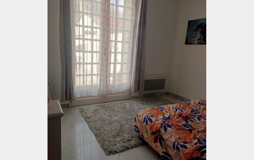 FAMICITY 2 : Office | VERGT (24380) | 150 m2 | 490 000 &euro; 