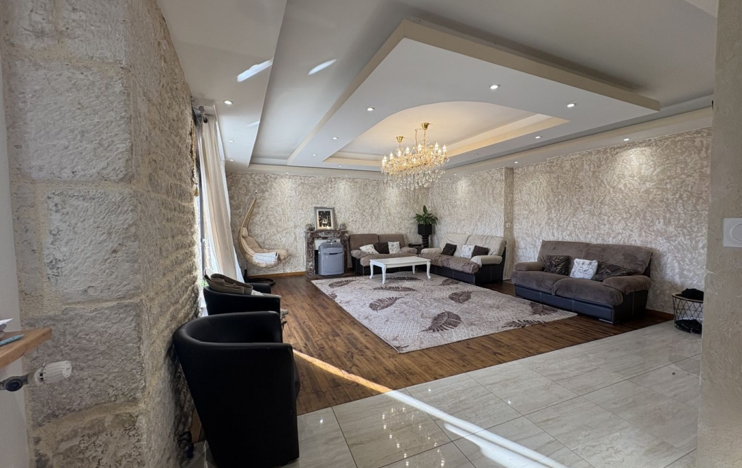 FAMICITY 2 : Maison / Villa | FONTENAY-LE-COMTE (85200) | 317 m2 | 522 000 &euro; 