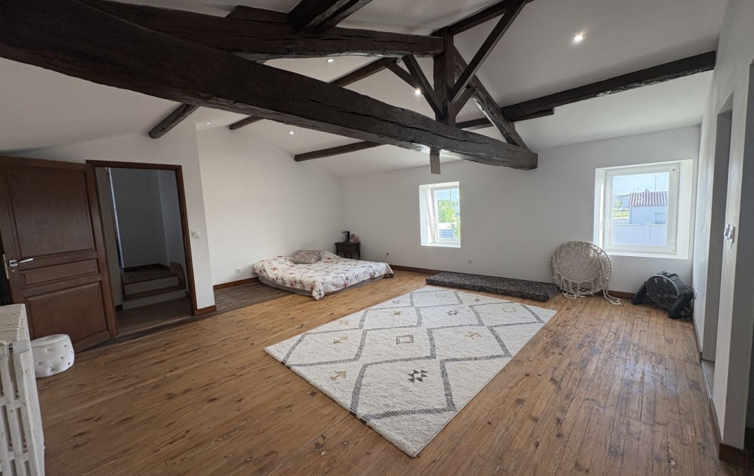 FAMICITY 2 : Maison / Villa | FONTENAY-LE-COMTE (85200) | 317 m2 | 522 000 &euro; 