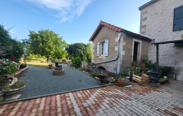  FAMICITY 2 Maison / Villa | COULONGES-SUR-L'AUTIZE (79160) | 182 m2 | 279 000 € 