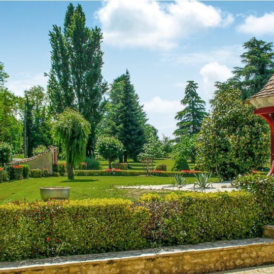  FAMICITY 2 : Maison / Villa | GARDONNE (24680) | 680 m2 | 1 575 000 € 