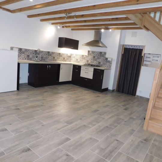  FAMICITY 2 : Maison / Villa | FONTENAY-LE-COMTE (85200) | 350 m2 | 243 500 € 