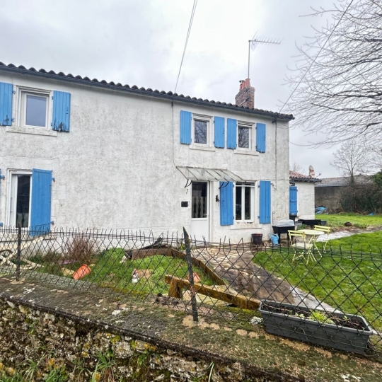  FAMICITY 2 : Maison / Villa | BAZOGES-EN-PAREDS (85390) | 104 m2 | 139 000 € 