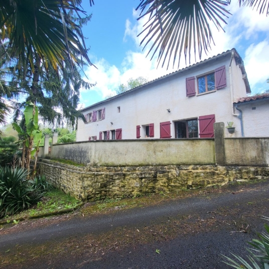  FAMICITY 2 : Maison / Villa | COULONGES-SUR-L'AUTIZE (79160) | 153 m2 | 198 000 € 