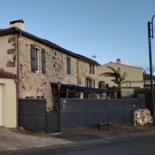 FAMICITY 2 : Maison / Villa | MERVENT (85200) | 160.00m2 | 176 000 € 