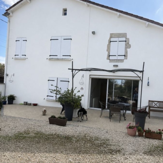 FAMICITY 2 : Maison / Villa | COULONGES-SUR-L'AUTIZE (79160) | 190.00m2 | 142 000 € 
