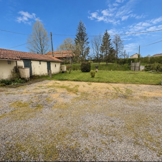 FAMICITY 2 : Maison / Villa | LARGEASSE (79240) | 197.00m2 | 145 000 € 