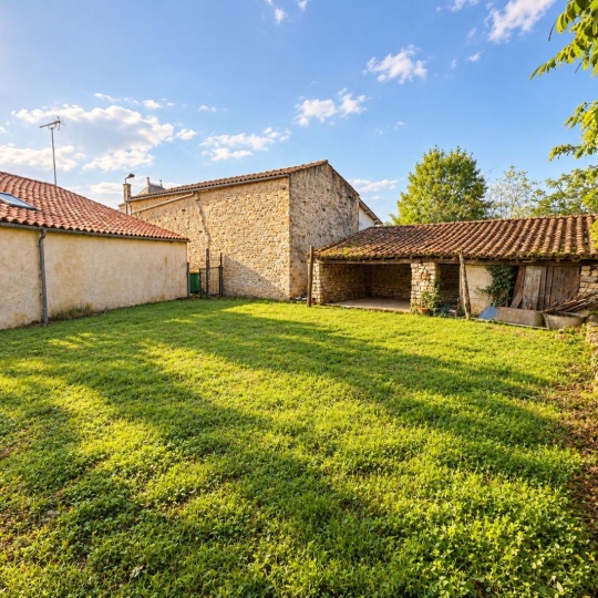 FAMICITY 2 : Maison / Villa | COULONGES-SUR-L'AUTIZE (79160) | 123.00m2 | 90 000 € 