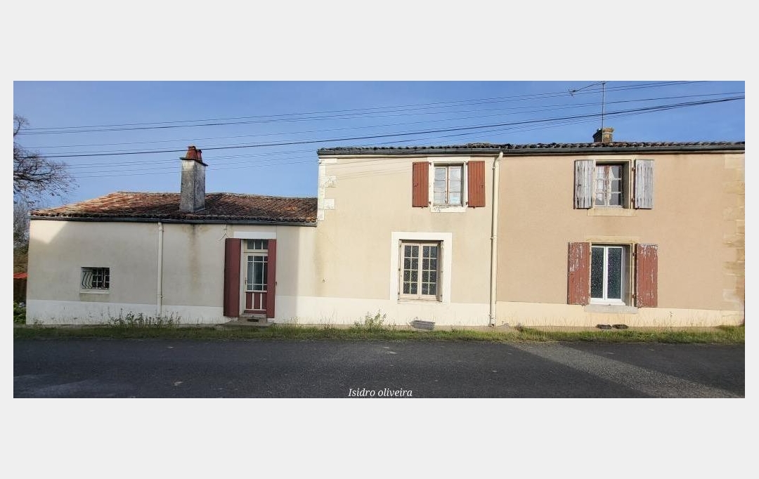 FAMICITY 2 : Maison / Villa | SAINT-HILAIRE-DES-LOGES (85240) | 200 m2 | 55 000 € 