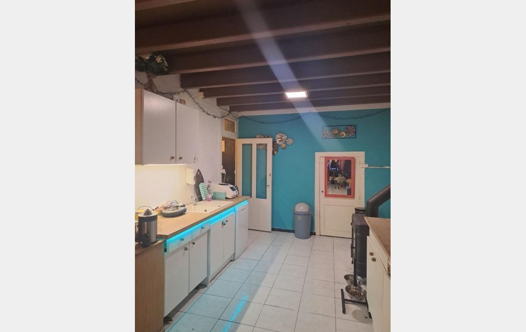 FAMICITY 2 : Maison / Villa | SAINT-HILAIRE-DES-LOGES (85240) | 200 m2 | 55 000 € 