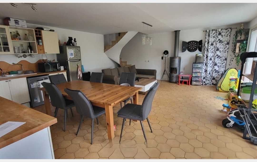FAMICITY 2 : Maison / Villa | MARSAIS-SAINTE-RADEGONDE (85570) | 165 m2 | 138 000 € 