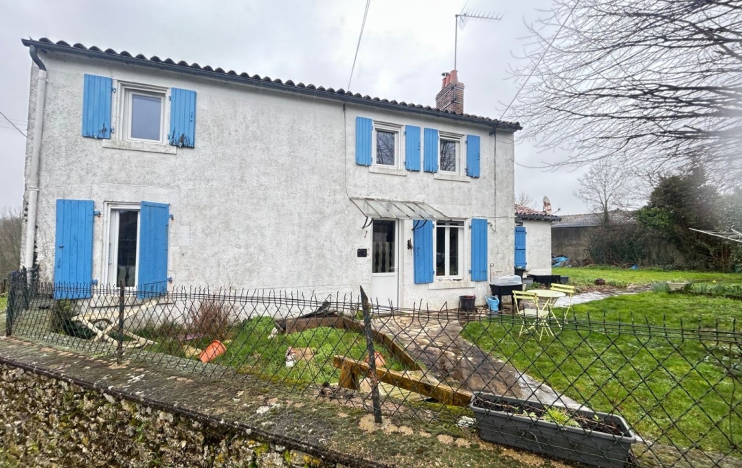 FAMICITY 2 : Maison / Villa | BAZOGES-EN-PAREDS (85390) | 104 m2 | 139 000 € 