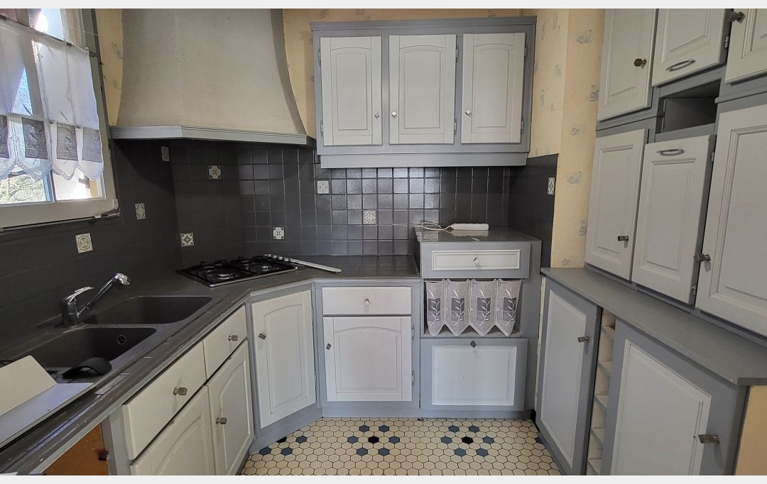 FAMICITY 2 : Maison / Villa | SAINT-HILAIRE-DES-LOGES (85240) | 132 m2 | 210 000 € 