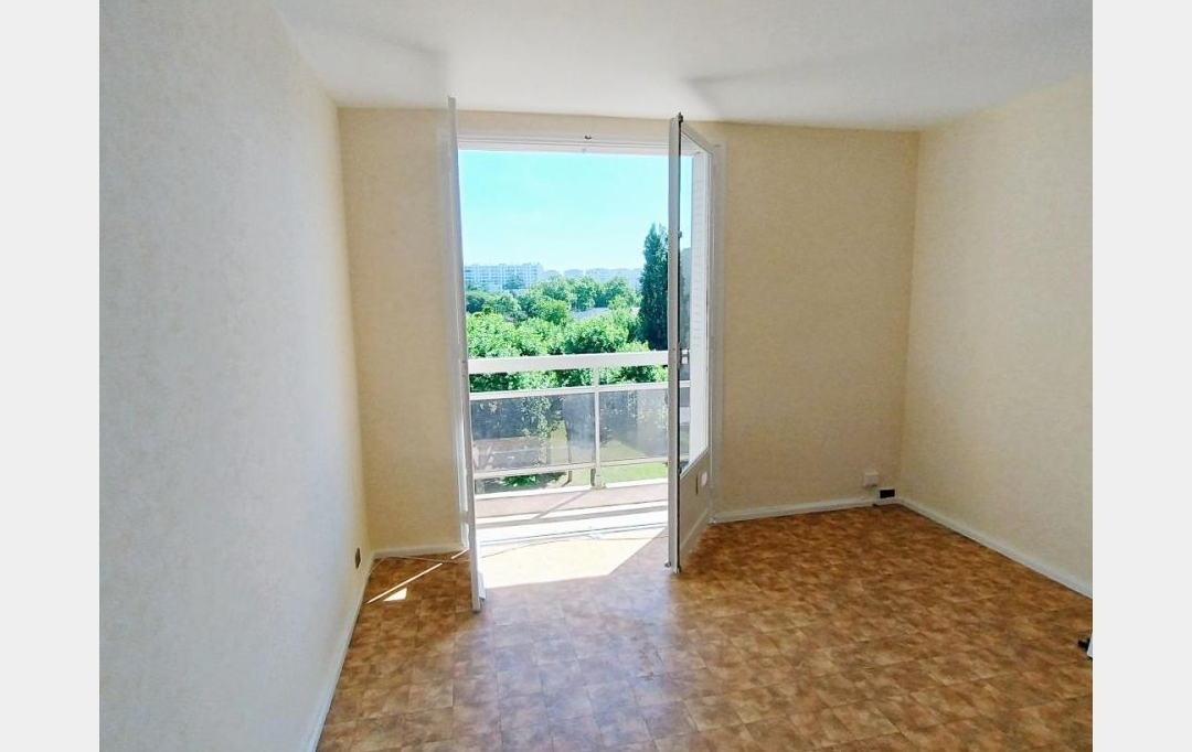 FAMICITY 2 : Appartement | VENISSIEUX (69200) | 53 m2 | 132 000 € 