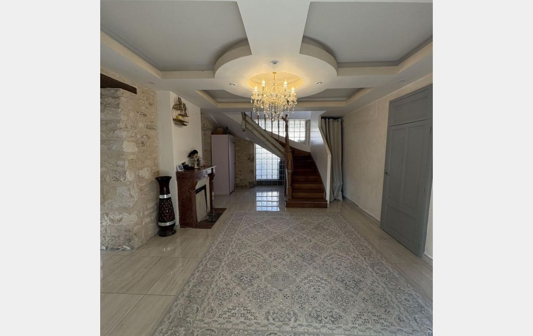 FAMICITY 2 : Maison / Villa | FONTENAY-LE-COMTE (85200) | 317 m2 | 522 000 &euro; 