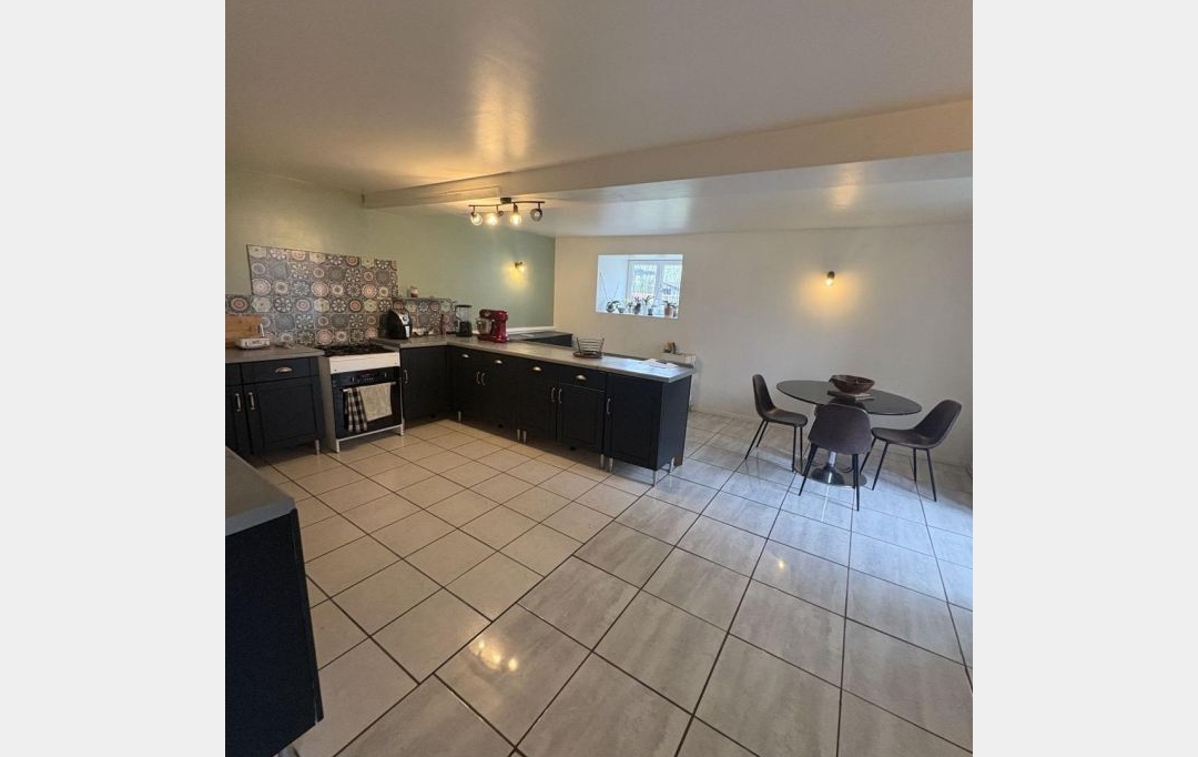FAMICITY 2 : Maison / Villa | LARGEASSE (79240) | 197 m2 | 145 000 &euro; 