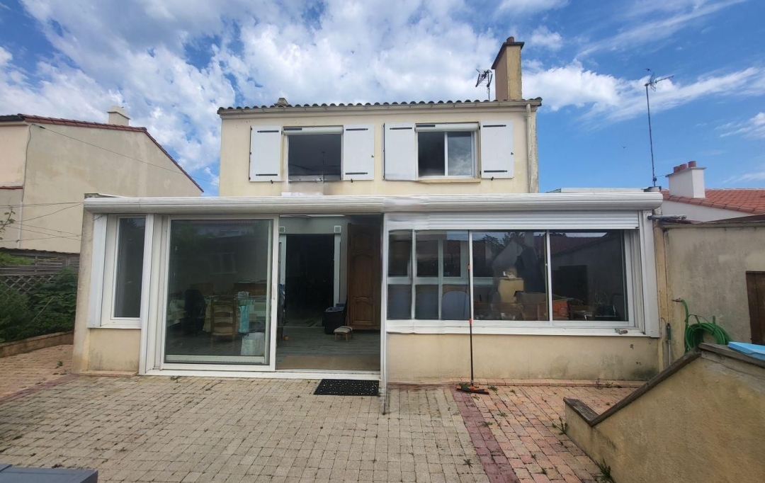 FAMICITY 2 : Maison / Villa | FONTENAY-LE-COMTE (85200) | 112 m2 | 137 000 &euro; 
