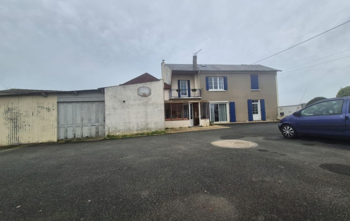Maison   SAINT-MARTIN-DE-FRAIGNEAU  144 m2 177 500 € 