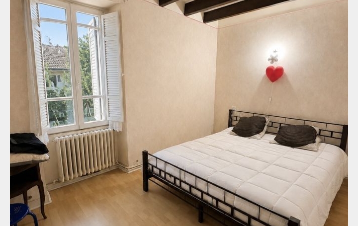 Maison   COULONGES-SUR-L'AUTIZE  188 m2 142 000 € 